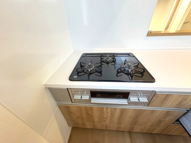 【キッチン】 | 福岡市早良区干隈5丁目1期　2号棟（全3棟）【仲介手数料無料・0円】 | 現地写真。