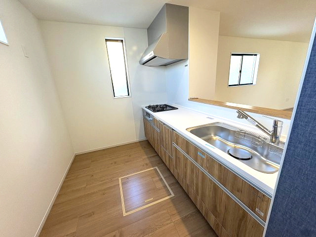 【キッチン】 | 福岡市早良区干隈5丁目1期　2号棟（全3棟）【仲介手数料無料・0円】 | 現地写真。