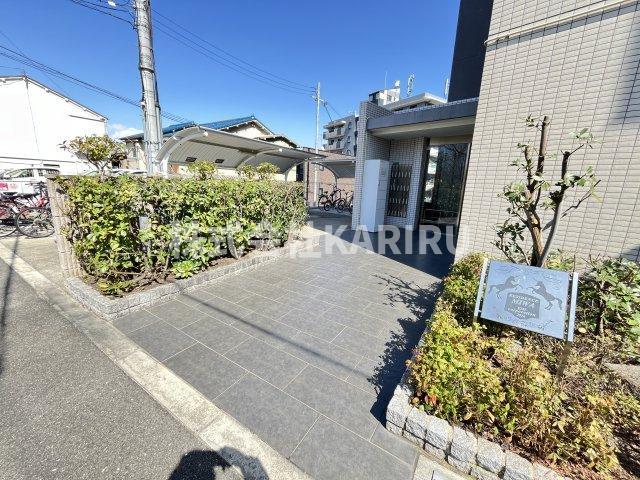 RESIDENCE MIWAのエントランス