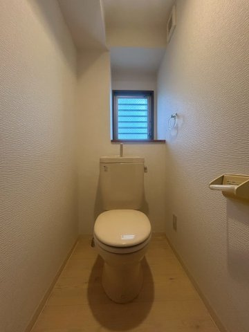 カーサゼブラ土佐堀のトイレ