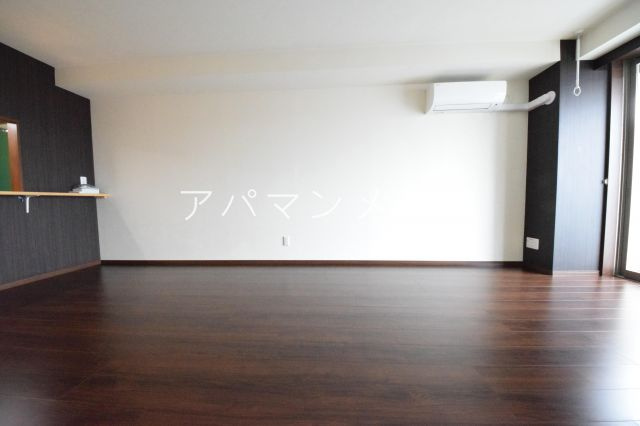 【居間・リビング】 | 第７山洋ビル | 戸塚周辺ならアパマンメイトへＬｅｔｓ Ｇｏ ！