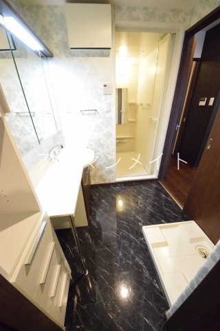 【設備】 | 第７山洋ビル | 洗濯機置場＆脱衣スペースです！