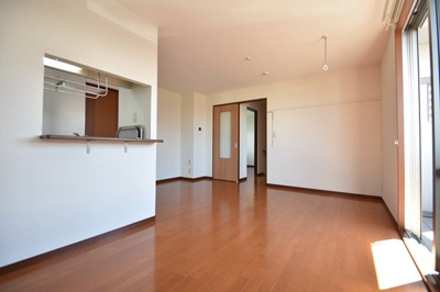 【居間・リビング】 | グランローズA