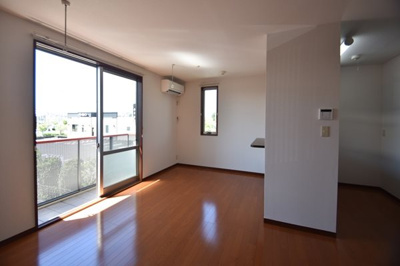 【居間・リビング】 | グランローズA