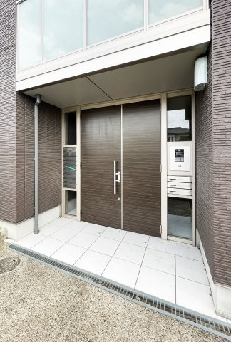 ベレオ南矢三のエントランス