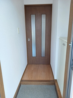 【玄関】 | ブルーベリーハウスＡ