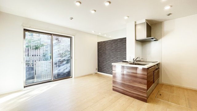 ＢＥＲＥＯ．ＫＡＷＡＮＯの居間・リビング