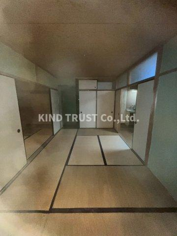 北区山崎町4-4　戸建ての居間・リビング|使いやすい居間です