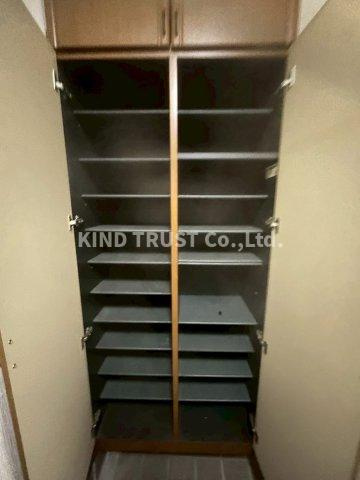 北区山崎町4-4　戸建ての収納|大きなものも収納できそうです