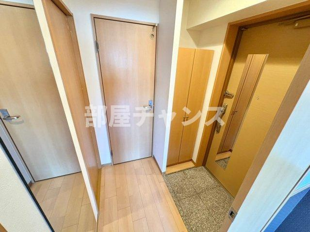 グランエターナ名古屋鶴舞の玄関