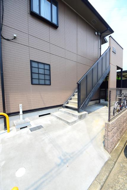 クレセント保土ヶ谷の駐車場