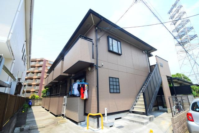 クレセント保土ヶ谷の外観