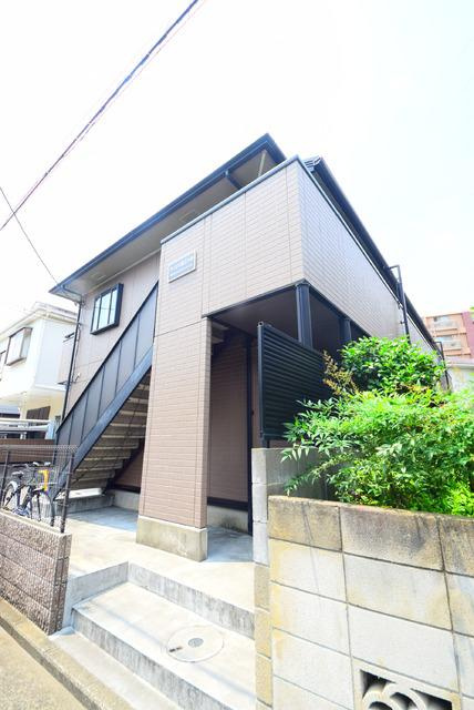 クレセント保土ヶ谷の外観