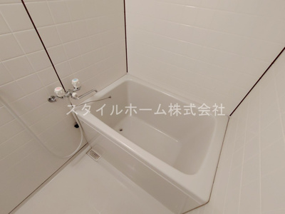 【浴室】 | セザンヌ大岩２ | イメージ写真です。