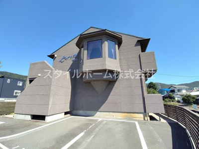 【駐車場】 | セザンヌ大岩２