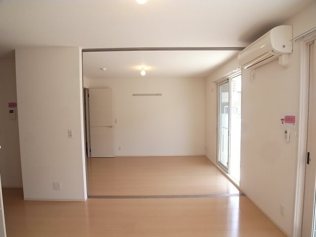 リビングタウン四条大路Ｄ棟のその他