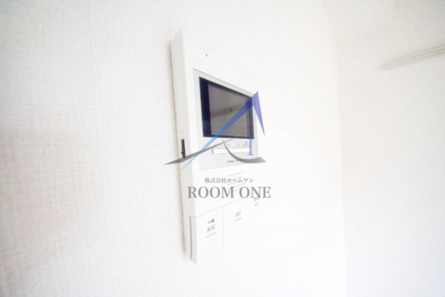 リヴシティ横濱七島町のセキュリティ|モニター付きインターホンです。