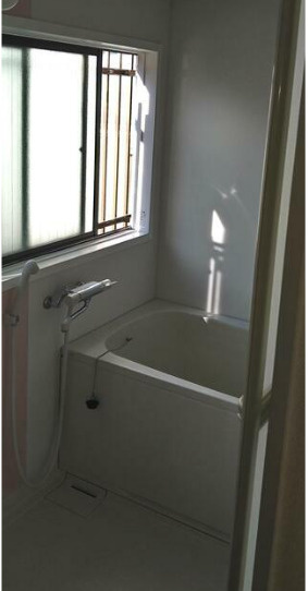 杉並区阿佐谷北１丁目の一戸建ての浴室