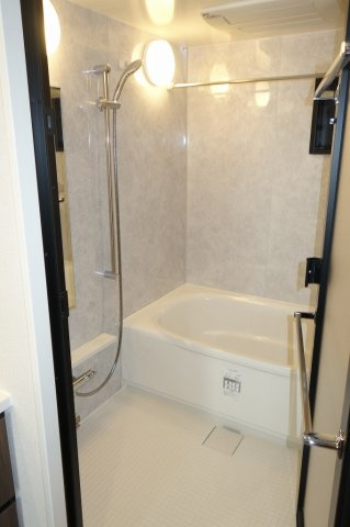 ルピアコート大宮TheVISTAの浴室