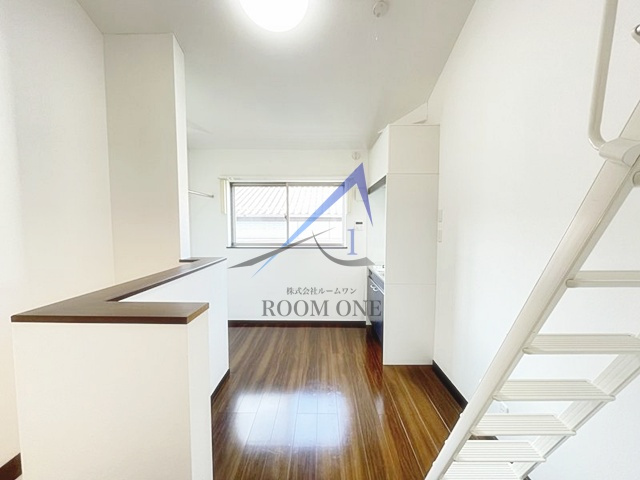 コルモ糀谷の居間・リビング|洋室のお部屋です。