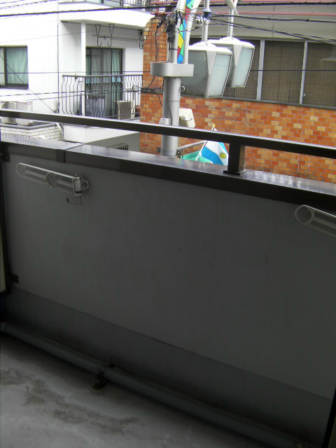 第一富士ビルのバルコニー