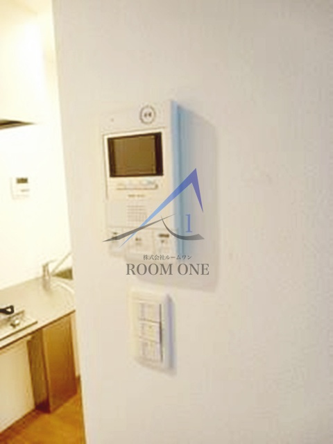 Ｆｌｅｕｒ　ｇｙｏｅｎのセキュリティ|モニター付きインターホンです。