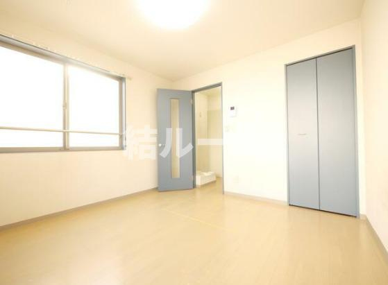 豊島区北大塚３丁目のアパートの居間・リビング