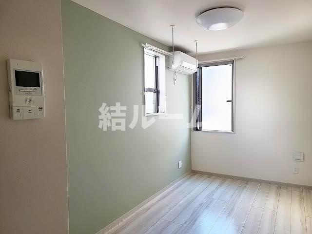 板橋区赤塚２丁目の賃貸マンションの居間・リビング