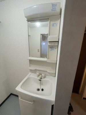 【洗面所】 | ロイヤルメイゾン | 別のお部屋の写真です