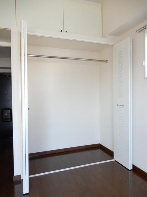 日神パレステージ御徒町の収納