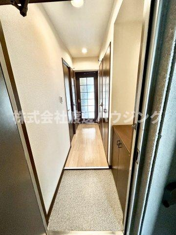 一力グランドマンションの玄関