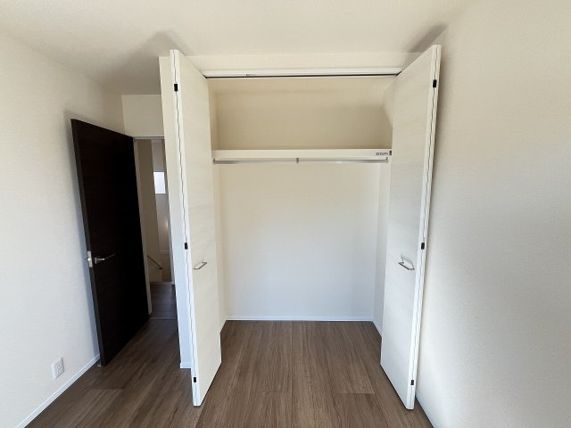 【収納】 | 糟屋郡粕屋町柚須第2　1号棟（全1棟）【仲介手数料無料・0円】 | 施工例。施工例は完成時と異なる場合があります。