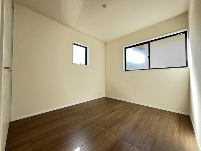 【子供部屋】 | 糟屋郡粕屋町柚須第2　1号棟（全1棟）【仲介手数料無料・0円】 | 施工例。施工例は完成時と異なる場合があります。