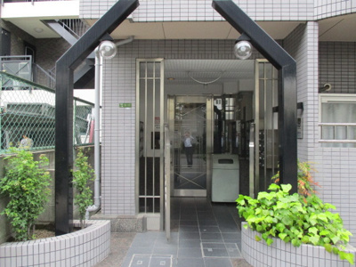 【エントランス】 | ベルメゾンロゼ | エントランスです。