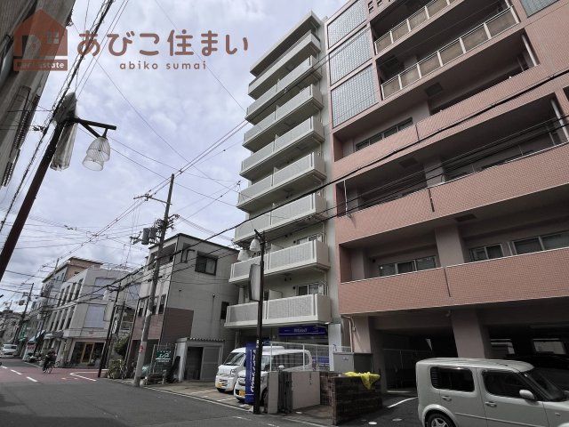 エレガンス長居の外観