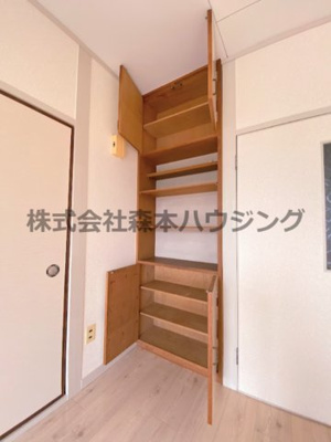 【収納】 | 　清水谷コーポ | こまごまとしたものを収納できそうですね