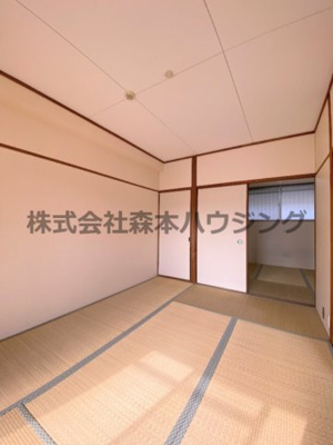 【寝室】 | 　清水谷コーポ | 落ち着いて過ごせるお部屋なので、寝室にいかがでしょうか