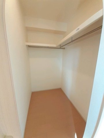 コッティ　クワハラⅡの収納|大きなスペースがあり、収納には困りません