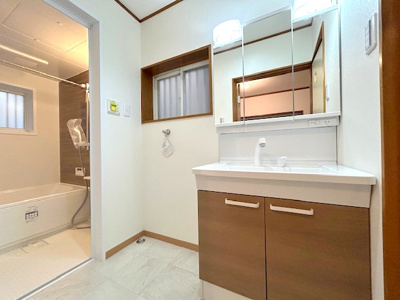 【独立洗面台】 | 枚方市走谷戸建