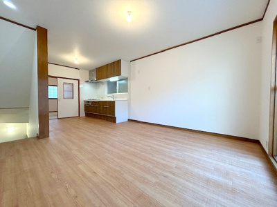 【居間・リビング】 | 枚方市走谷戸建