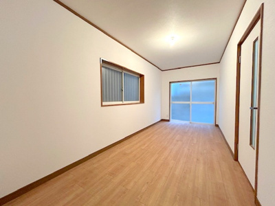 【洋室】 | 枚方市走谷戸建