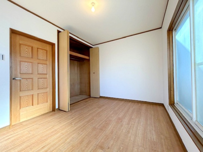 【洋室】 | 枚方市走谷戸建