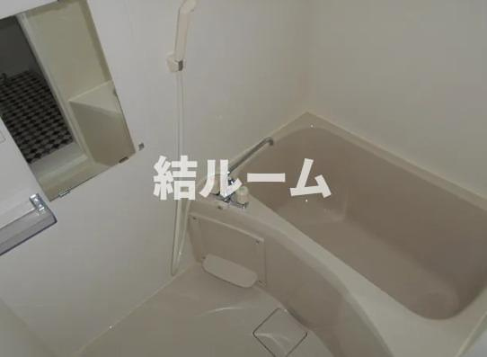 板橋区前野町４丁目のアパートの浴室