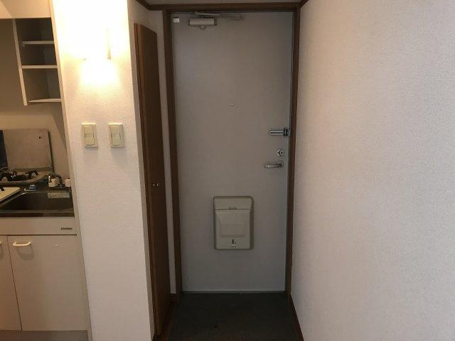 メインシティガーデンベレノスの玄関