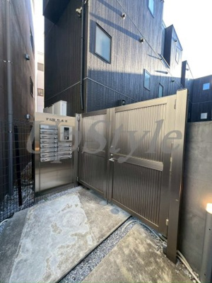 【エントランス】 | フェア町屋2