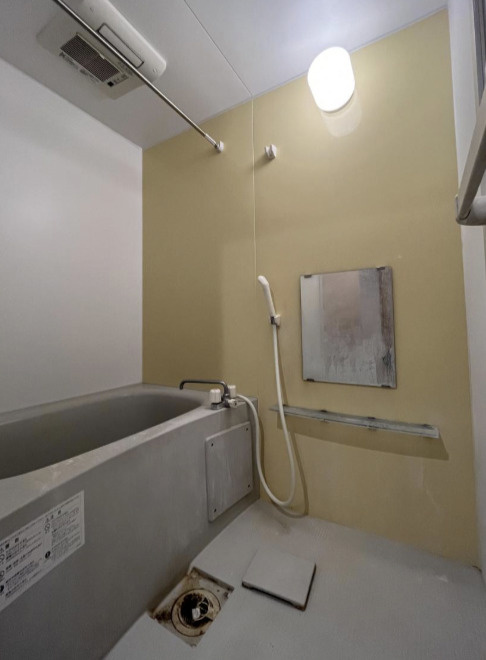 アインスコートの浴室