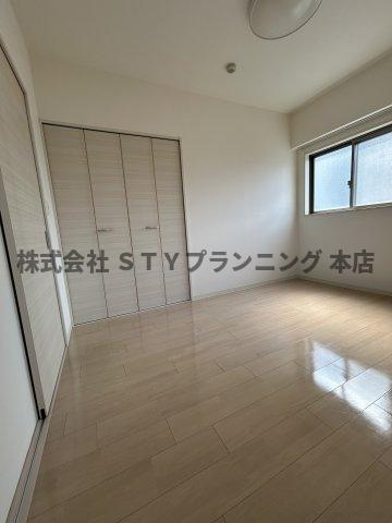 仲介手数料０円！GRANDUKE鶴舞の洋室