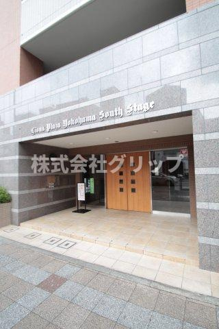 ライオンズプラザ横浜サウスステージのエントランス