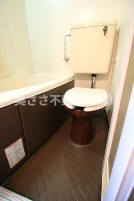 【トイレ】 | カリフォルニアリバー | お掃除も楽ですね