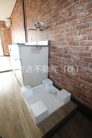 【設備】 | カリフォルニアリバー | 洗濯機置き場も室内で汚れません